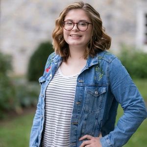 Meet your Posher, Caroline